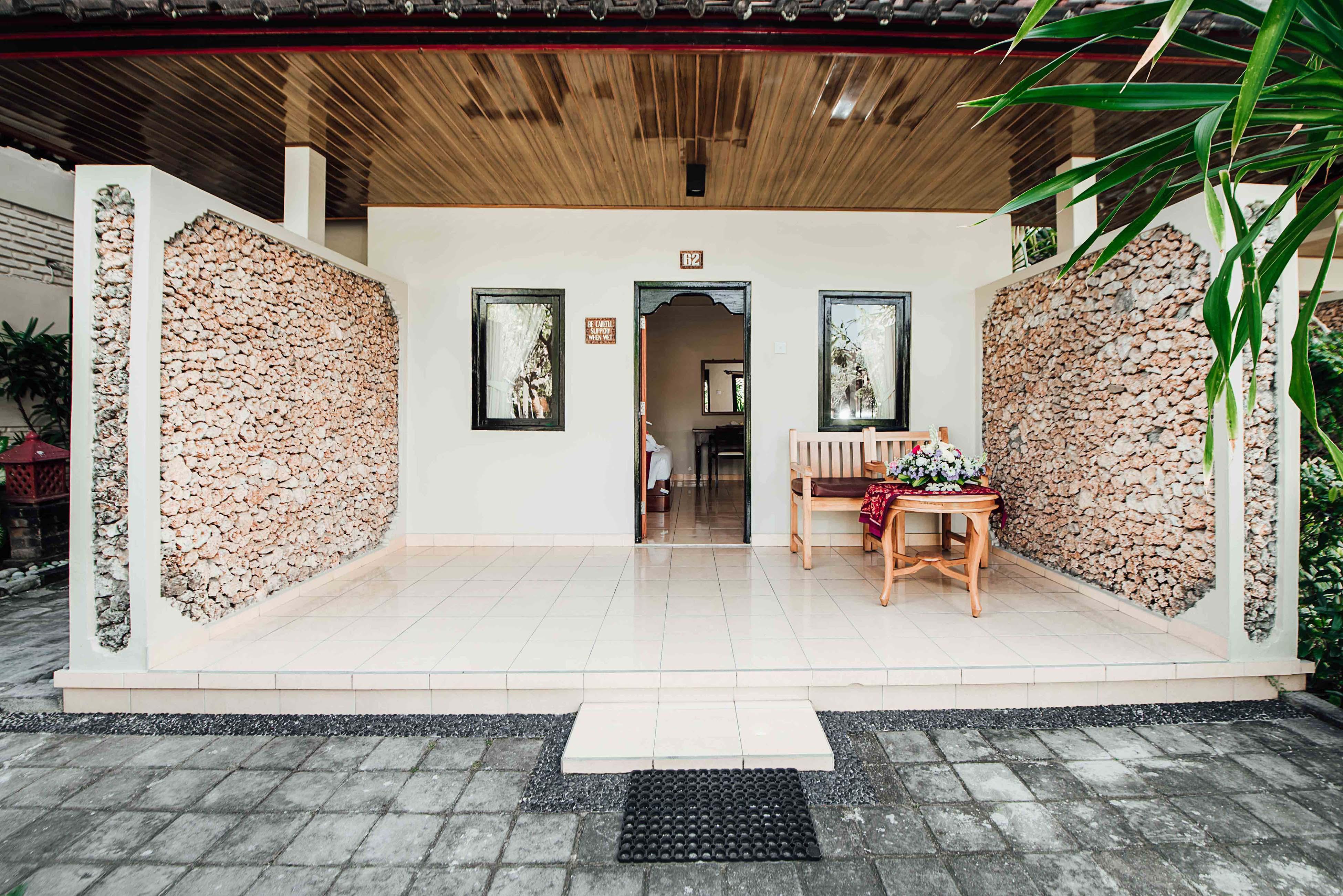 Kuta Puri Bungalows, Villas And Resort Eksteriør billede