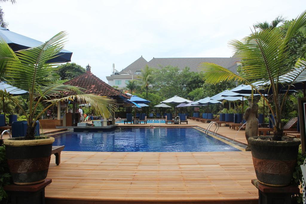 Kuta Puri Bungalows, Villas And Resort Eksteriør billede