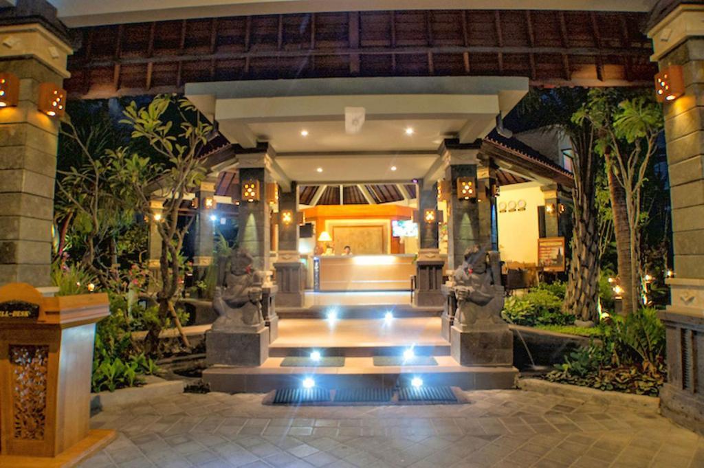 Kuta Puri Bungalows, Villas And Resort Eksteriør billede
